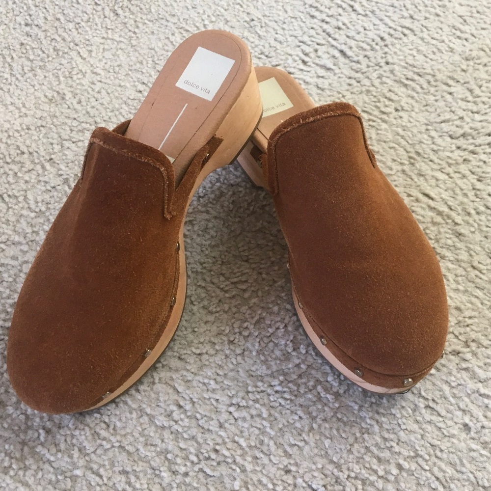 DOLCE VITA/“CLOSEN”SLIP-ON STUDDED CLOGS IN”COGNAC” - Picture 2 of 10